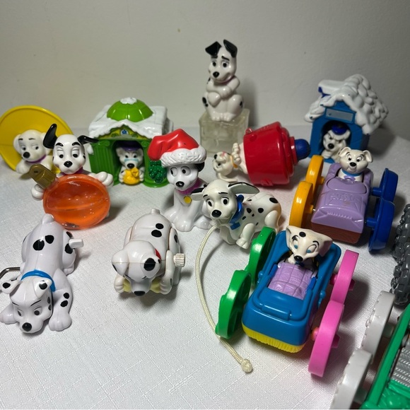 McDonald's Dalmatian Figures with Colorful Vehicles. McDonald’s. Play or collect - Picture 1 of 8